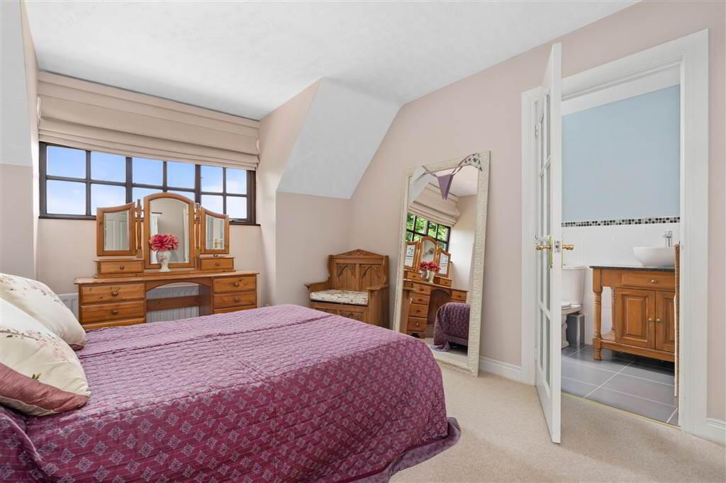 6 Glenagherty Drive 27 of 44