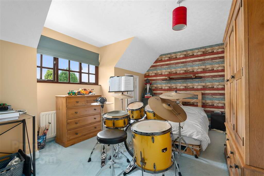 6 Glenagherty Drive 35 of 44