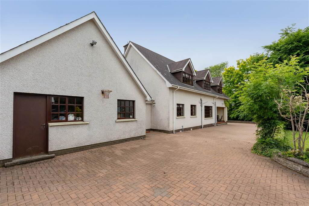 6 Glenagherty Drive 40 of 44