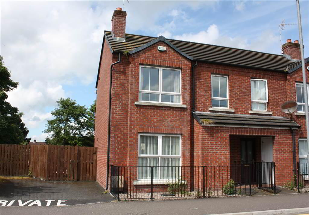 4 Warren Garden Mews 1 of 6