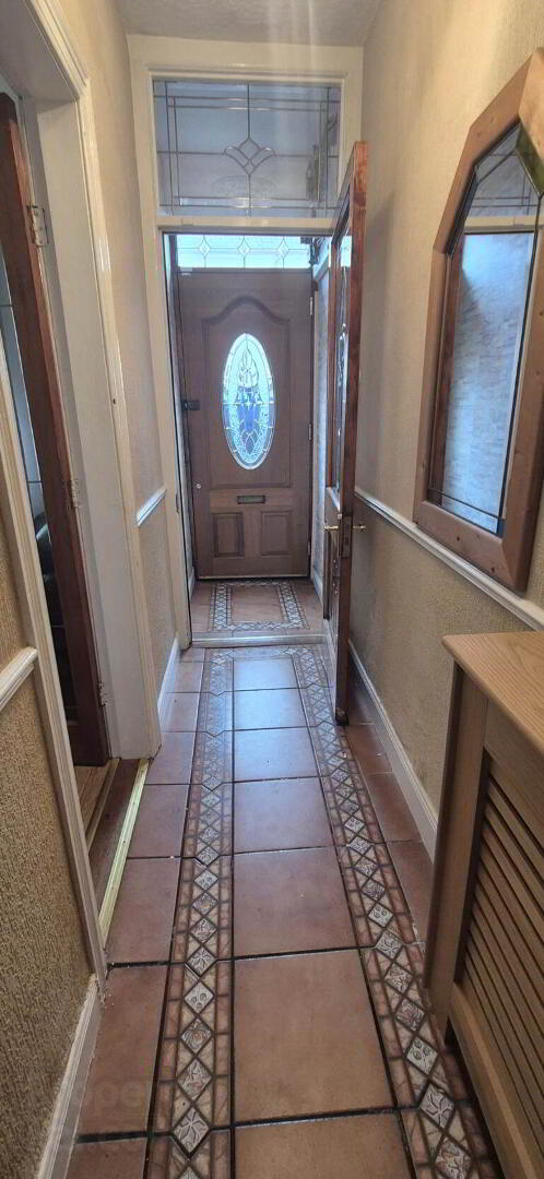 6 Barry Street 3 of 29