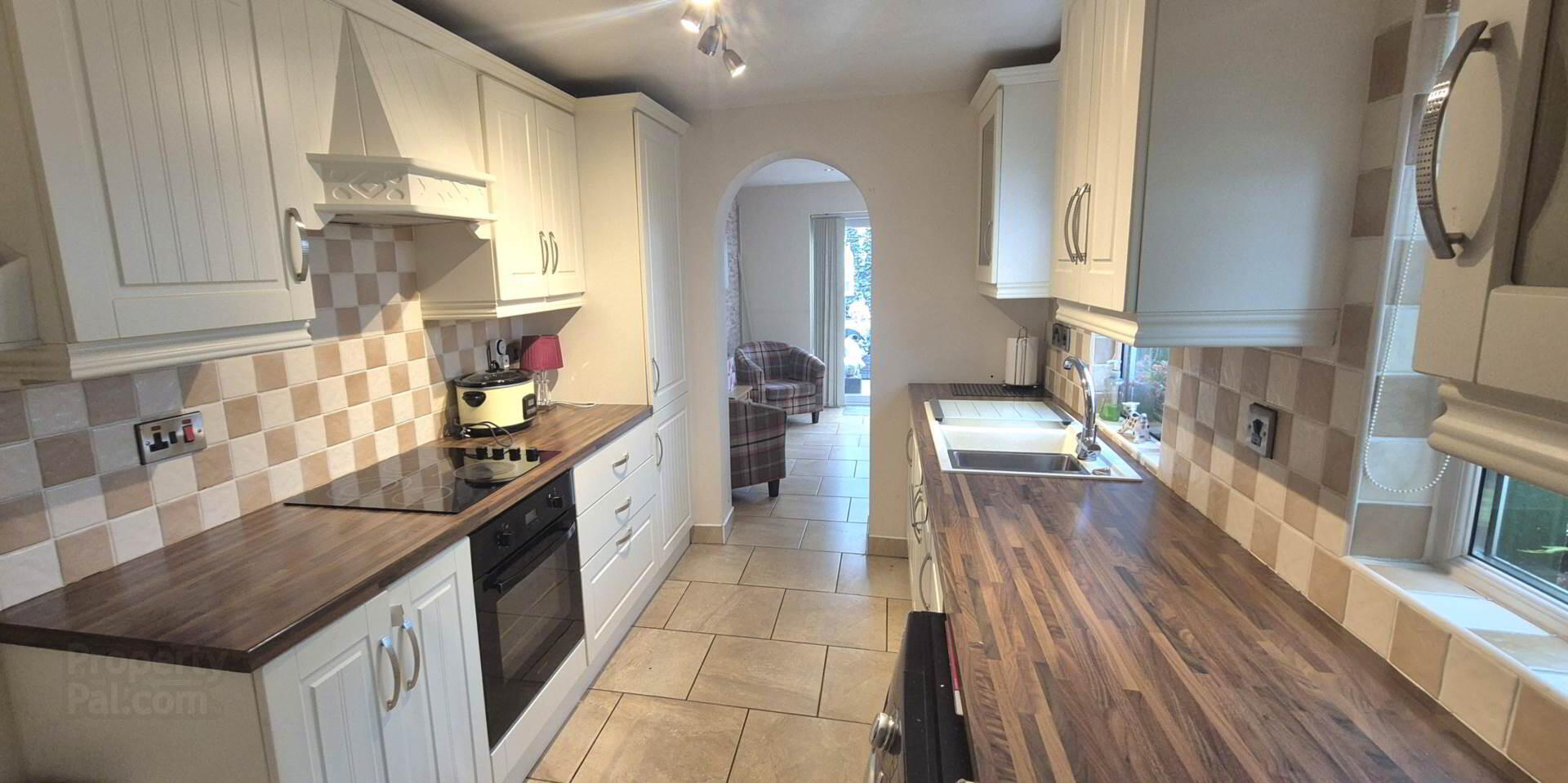 6 Barry Street 9 of 29
