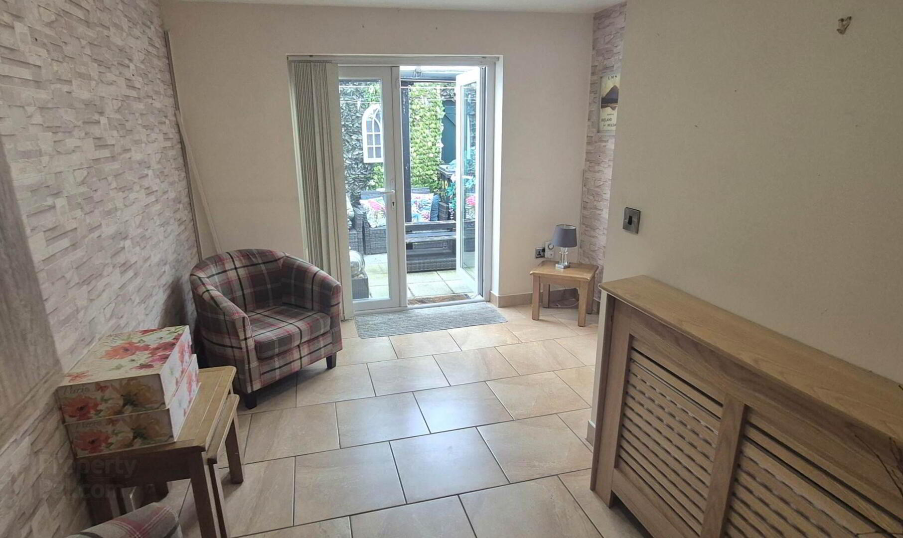 6 Barry Street 14 of 29
