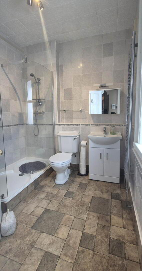 6 Barry Street 19 of 29