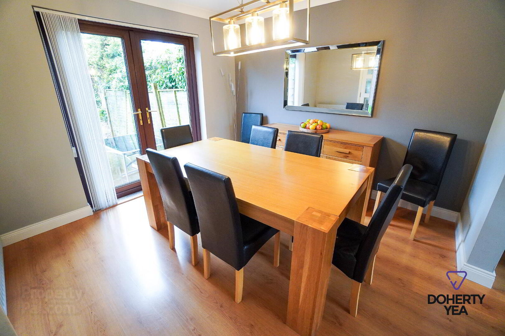 34 Hillview Drive 6 of 17