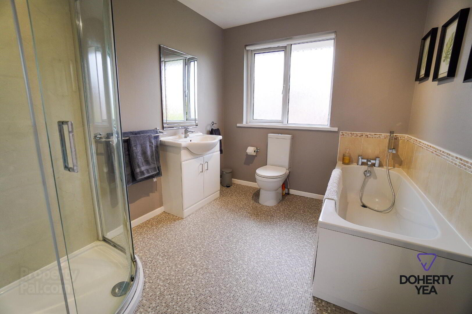 34 Hillview Drive 15 of 17