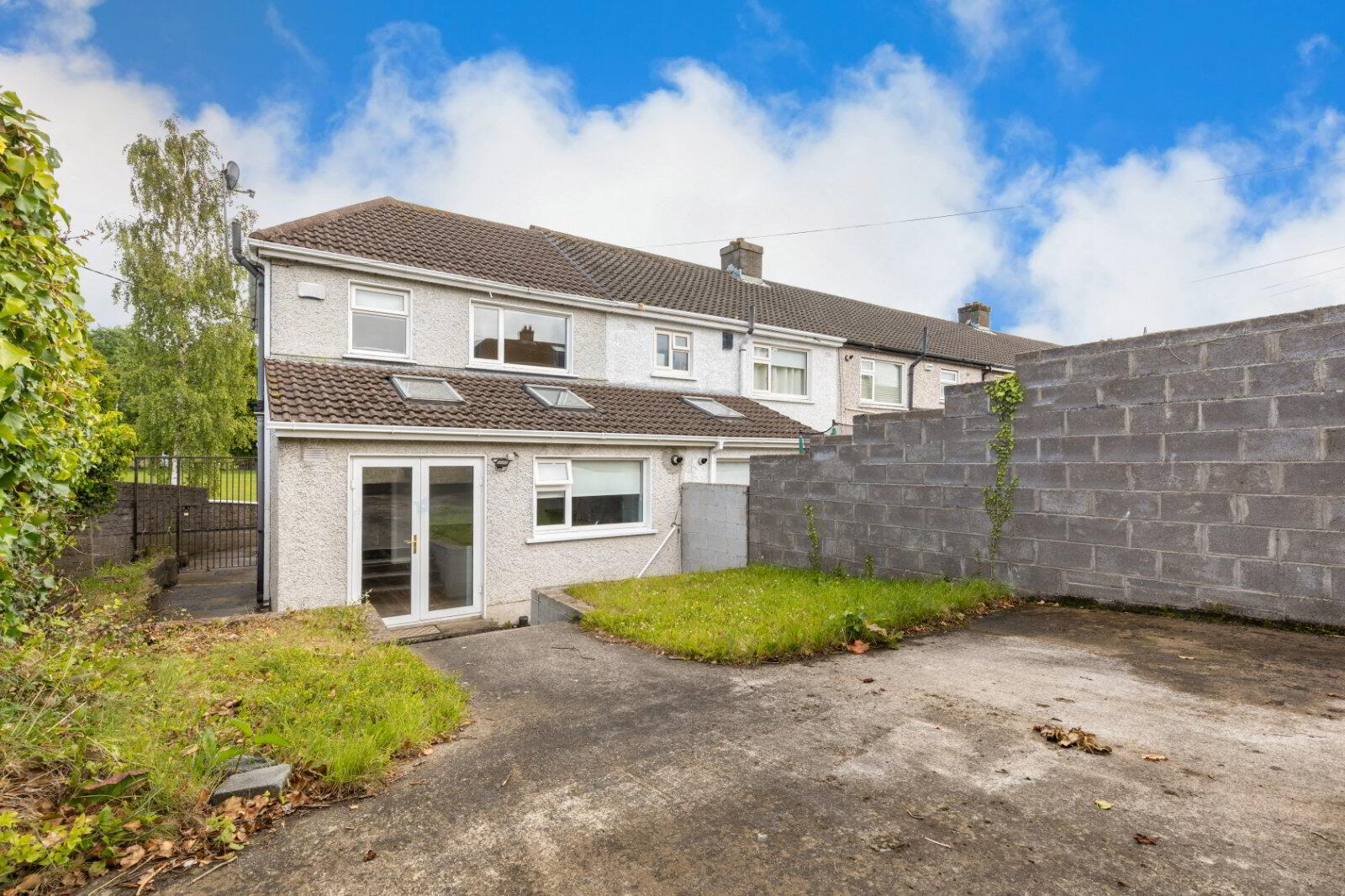 10a Moatfield Road 10 of 10