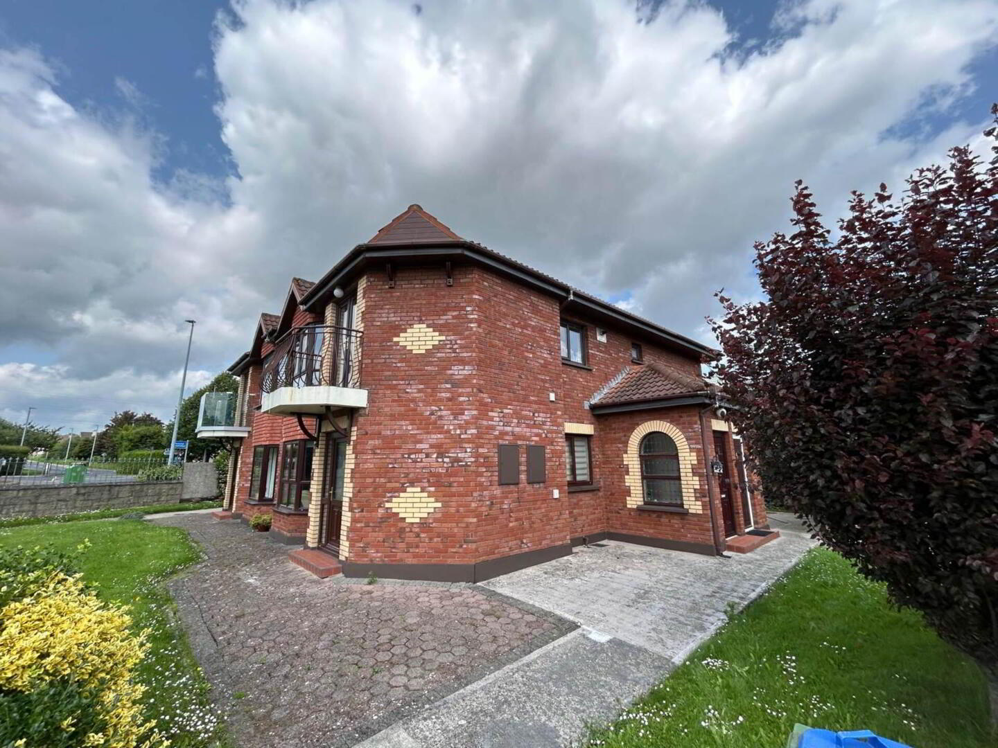 property description image