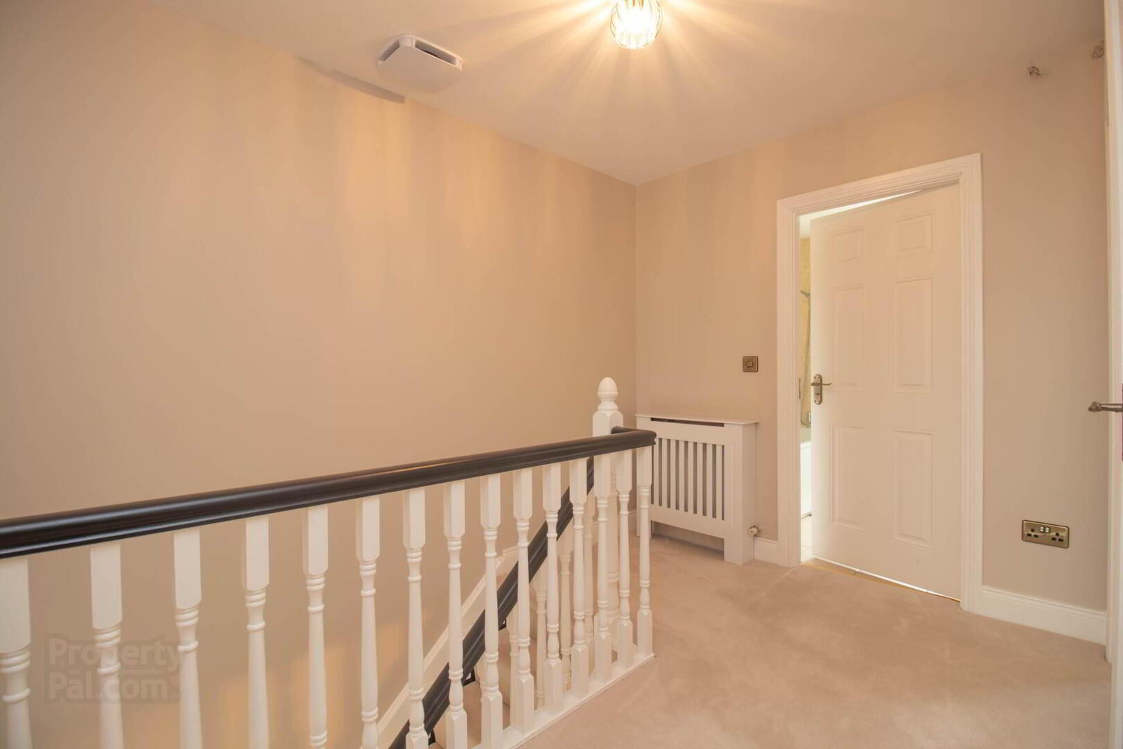 32 Rockfield Heights 18 of 34