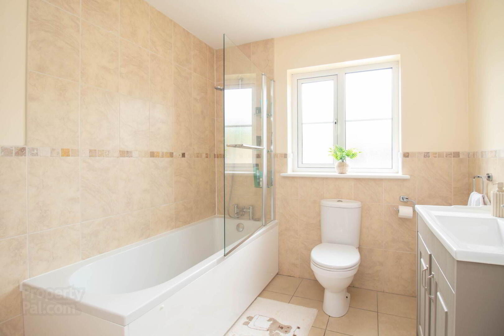32 Rockfield Heights 25 of 34