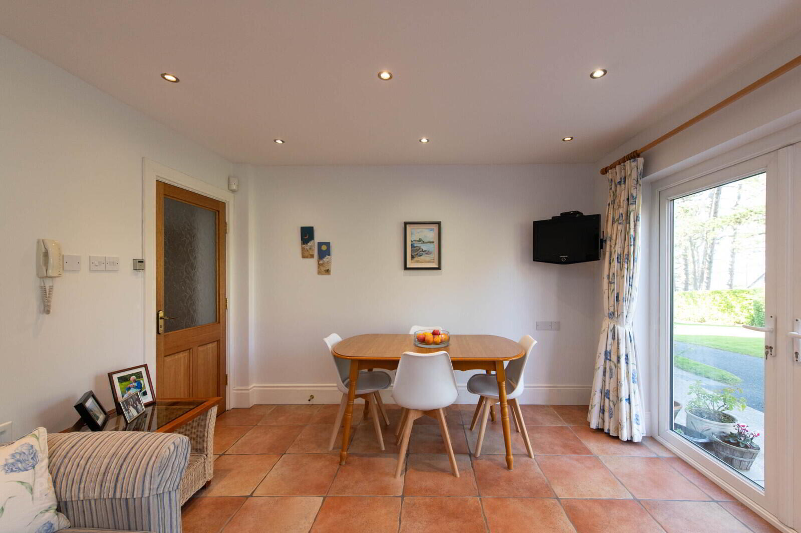 Downshire House, 13 Maxwell Road 24 of 79
