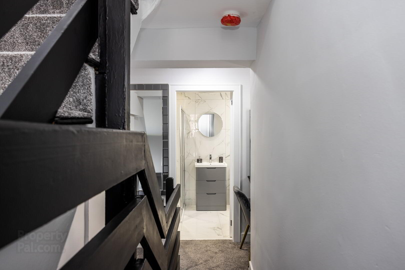 Unit 2, 47 Castlereagh Street 16 of 20