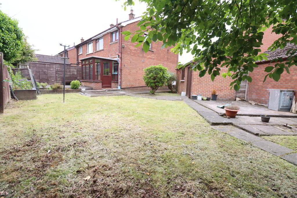 38 Glebecoole Avenue 23 of 27
