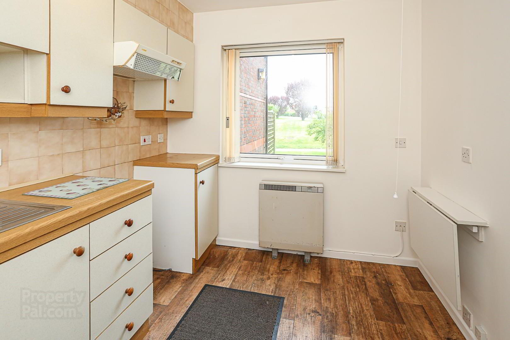 2 Lyndhurst Court 10 of 13