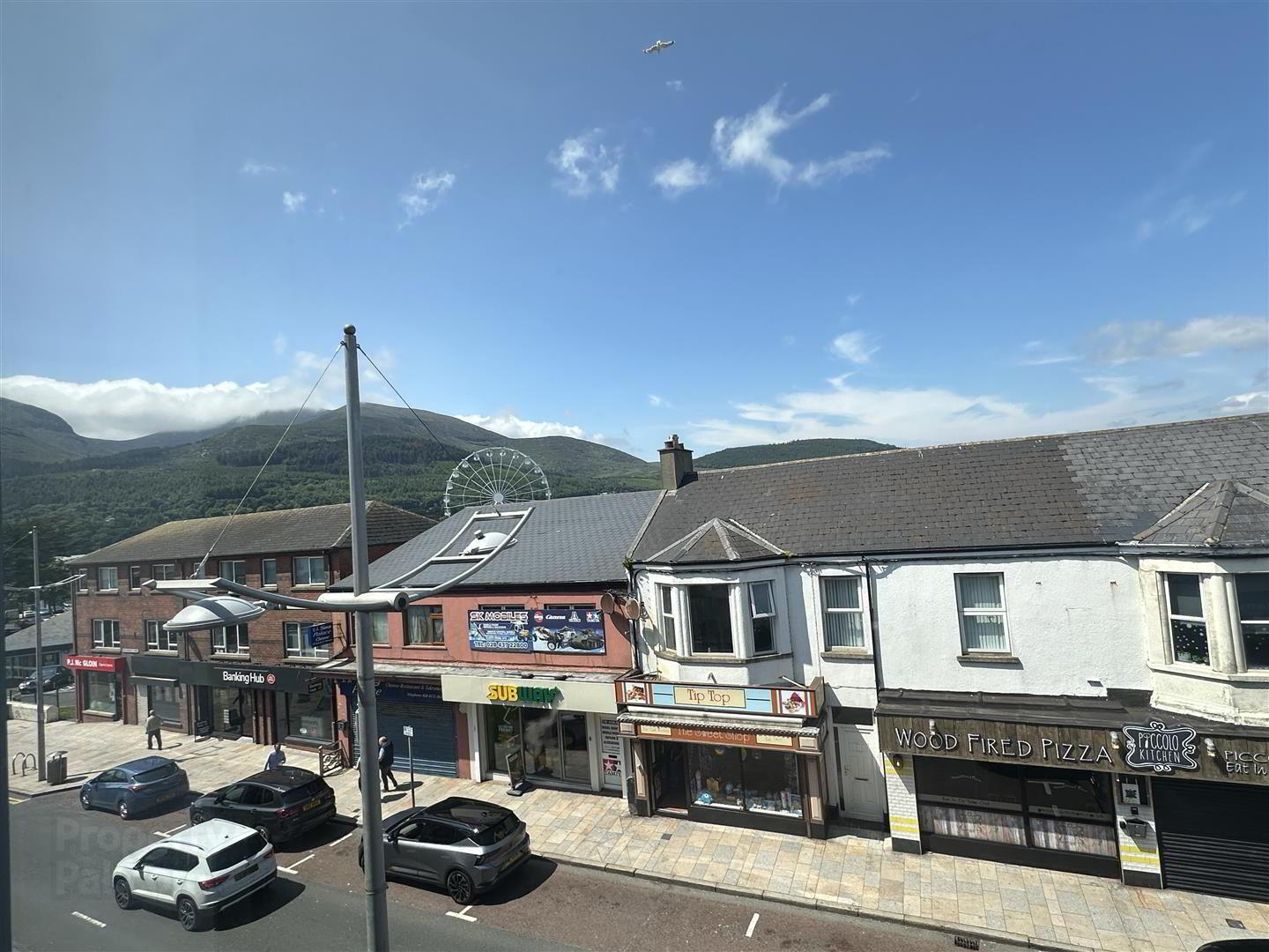 E4 Waterfoot 2 of 12