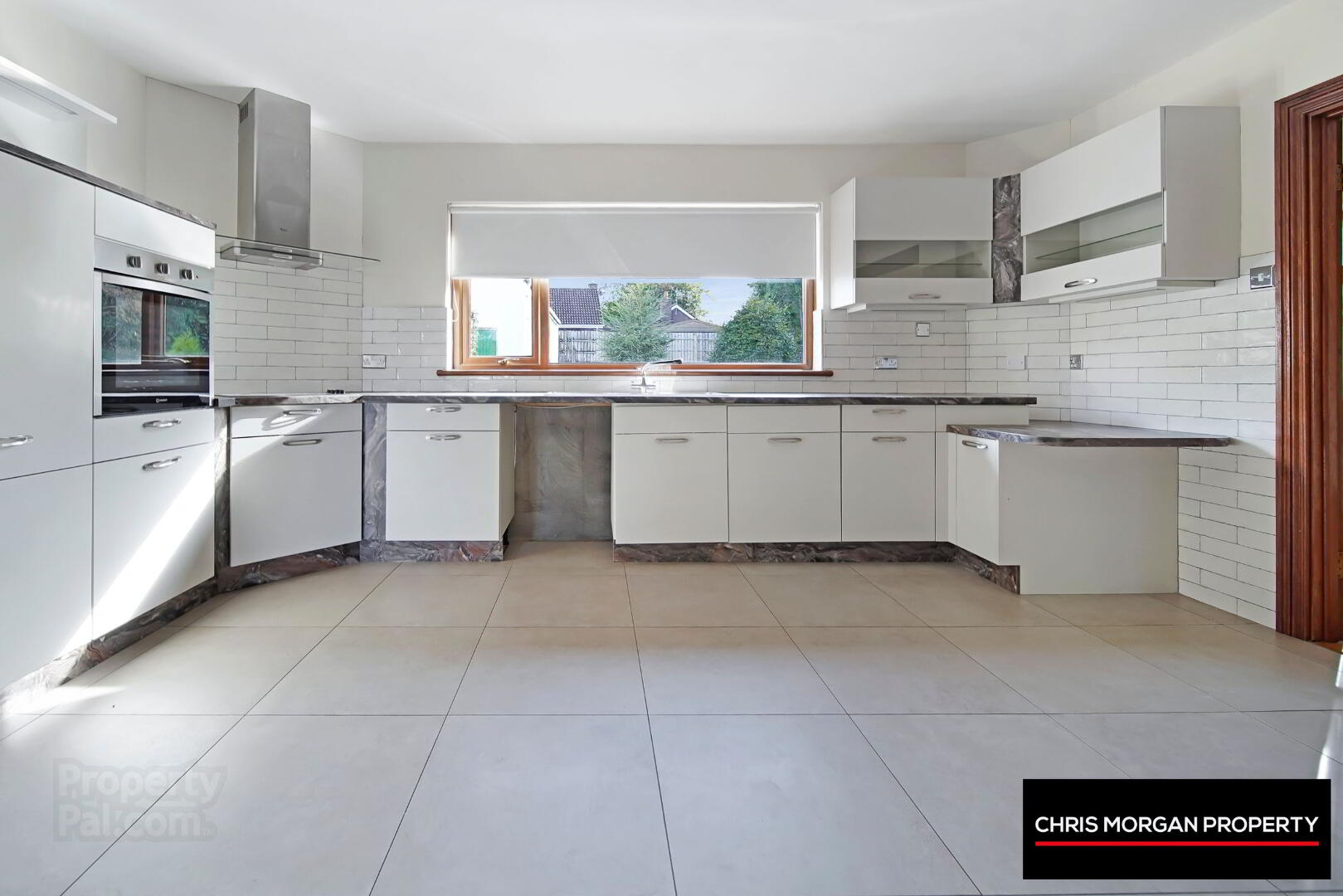 32 A Westland Road 7 of 17
