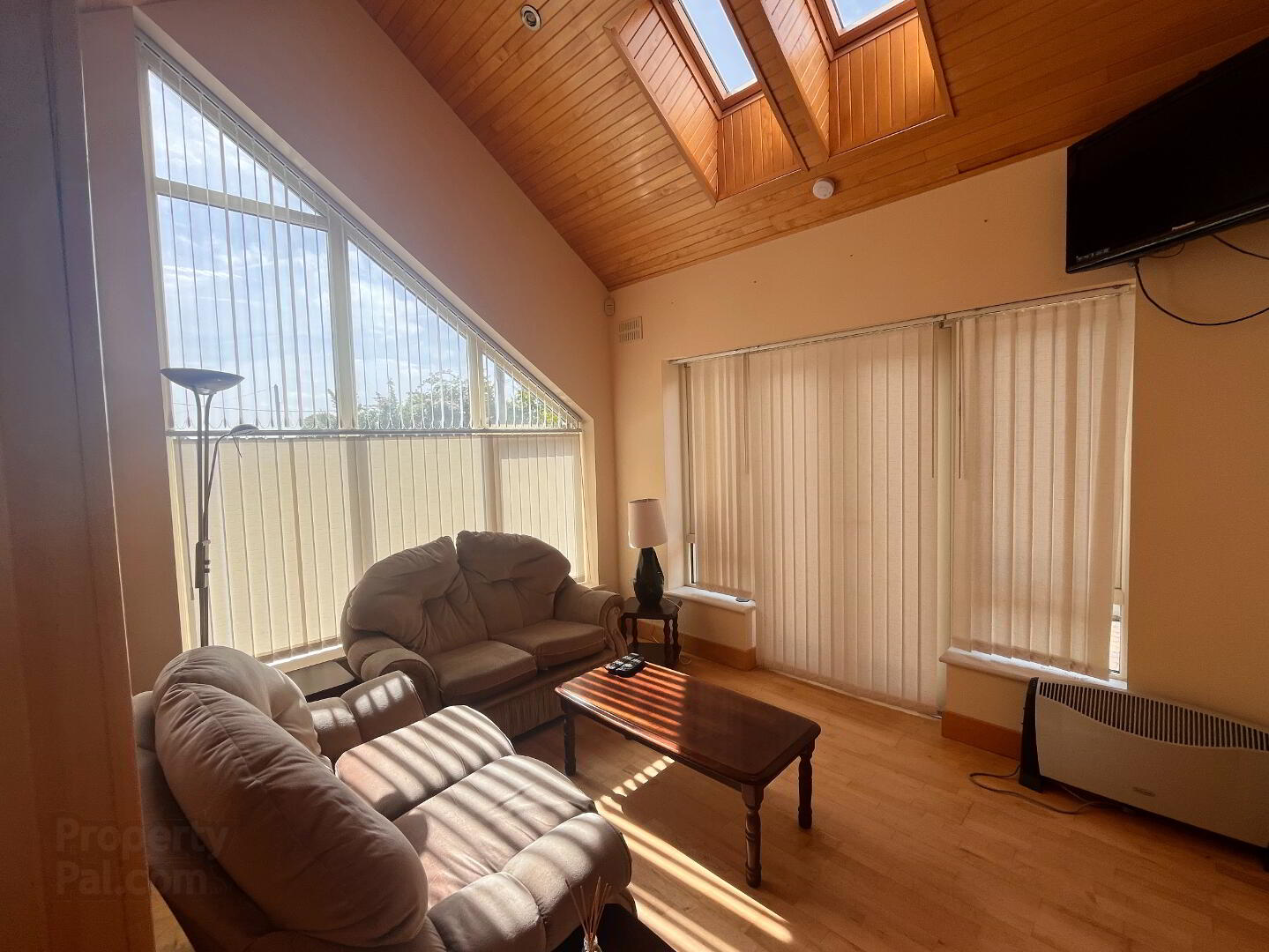 Zororo Lodge, Baltray 5 of 11
