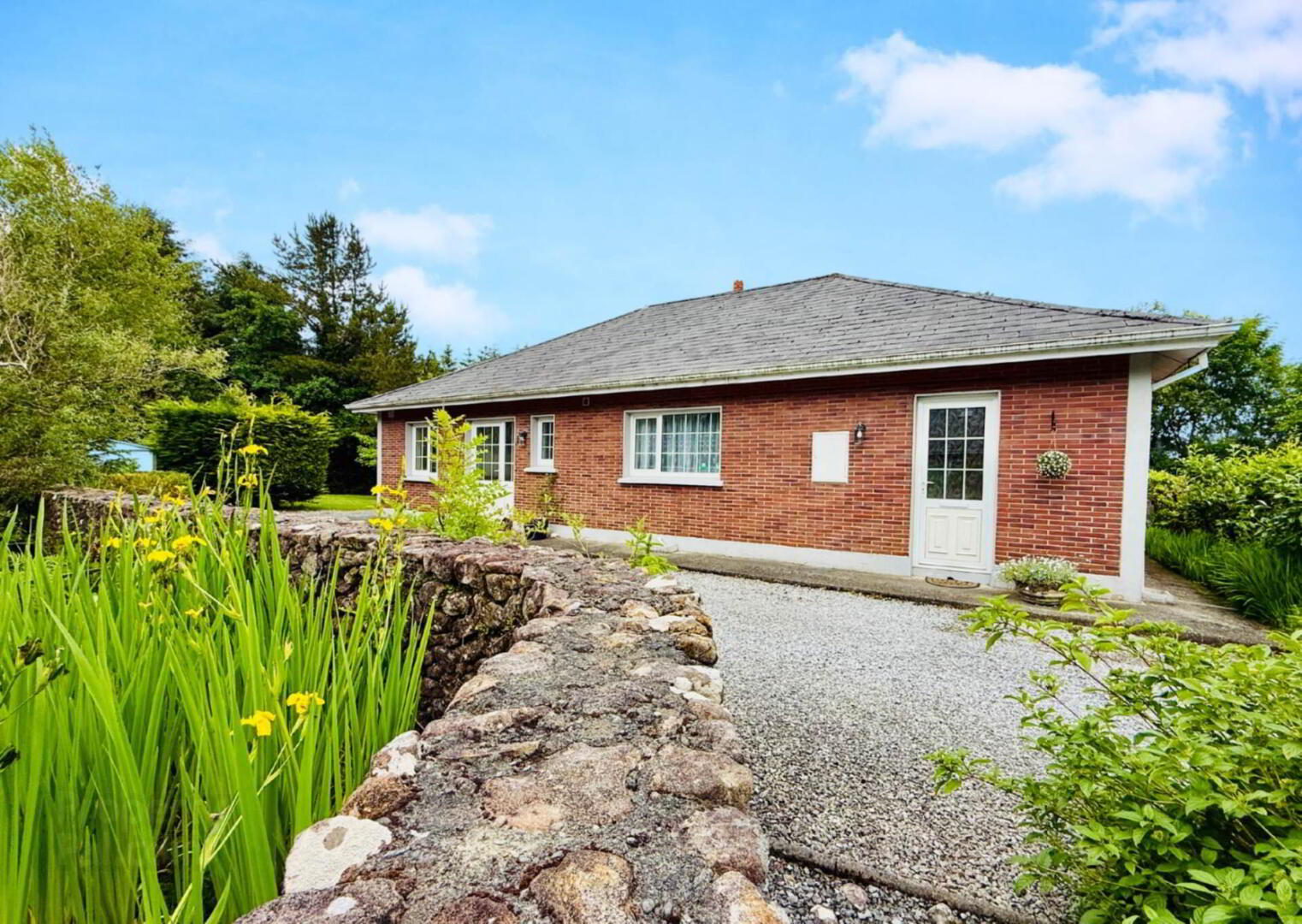 Hillview Lodge 4 of 25