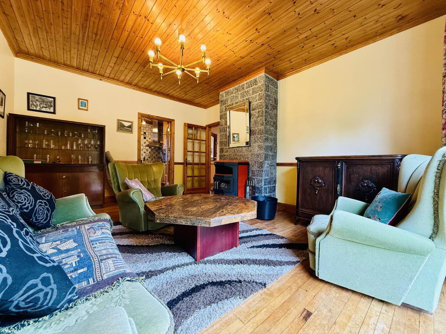 Hillview Lodge 15 of 25