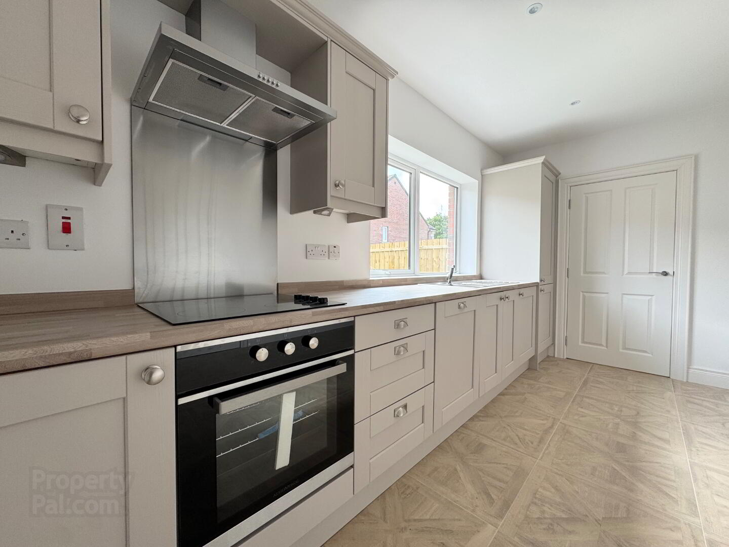 48 Edenderry Drive 6 of 23
