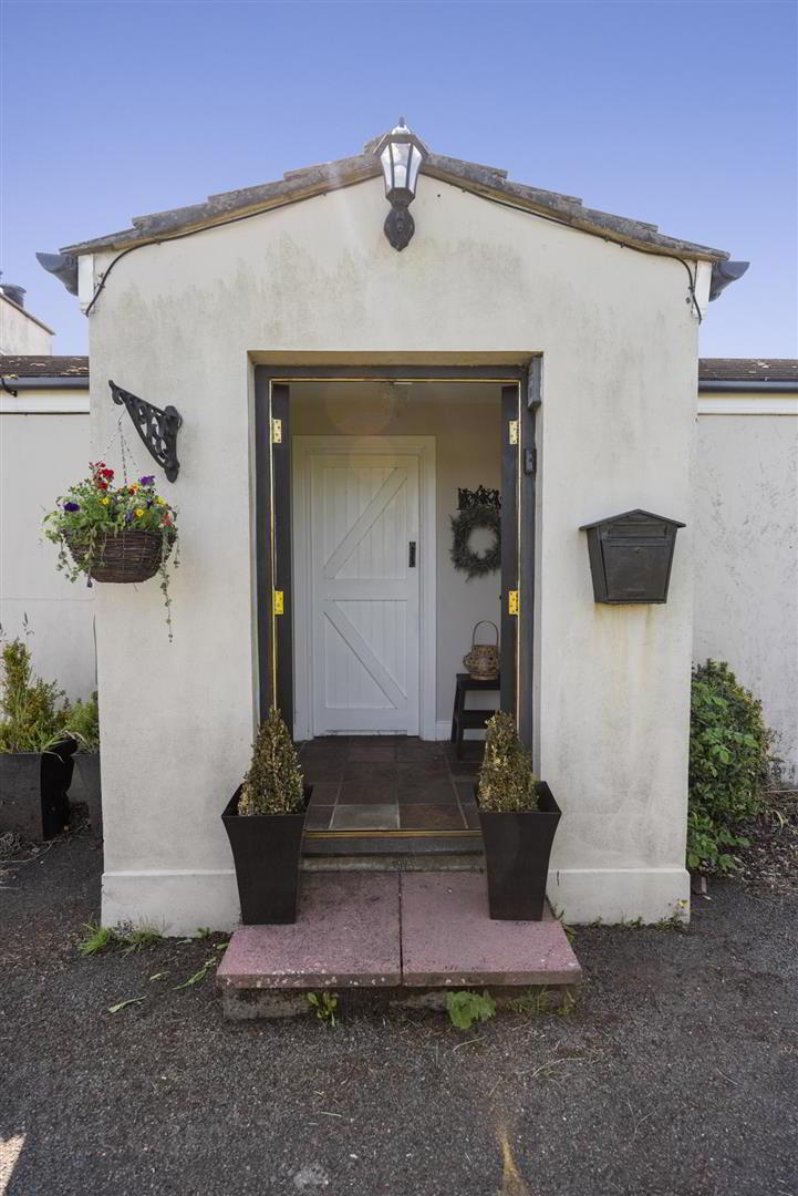 property description image