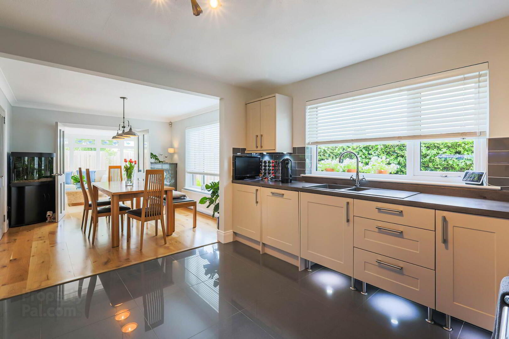 92 Comber Road 9 of 27