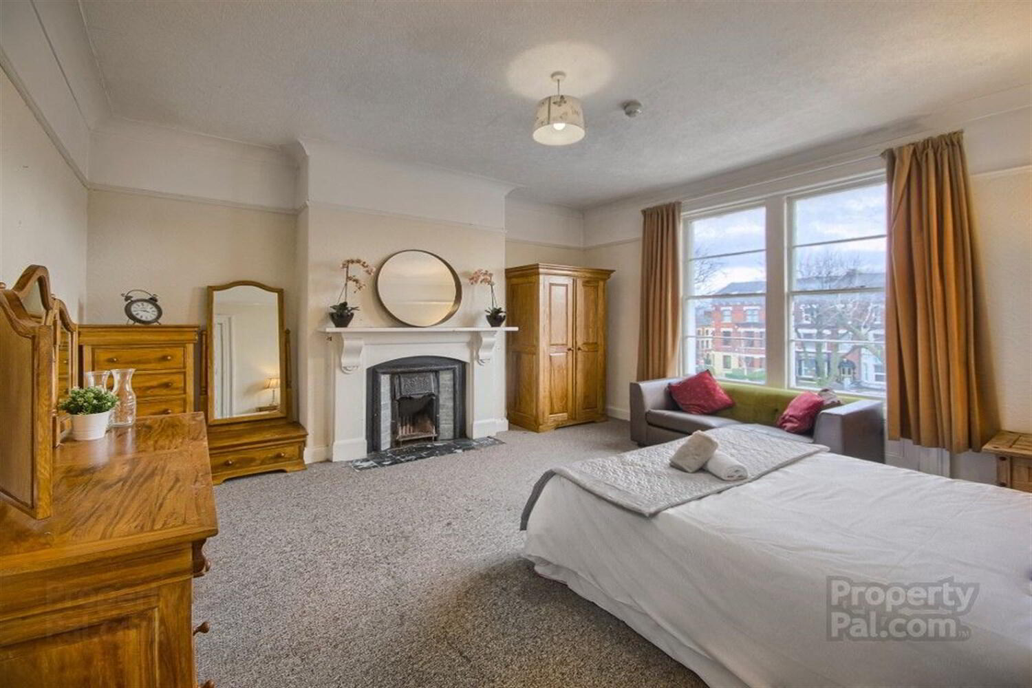 Room 1, 270b Antrim Road 1 of 4