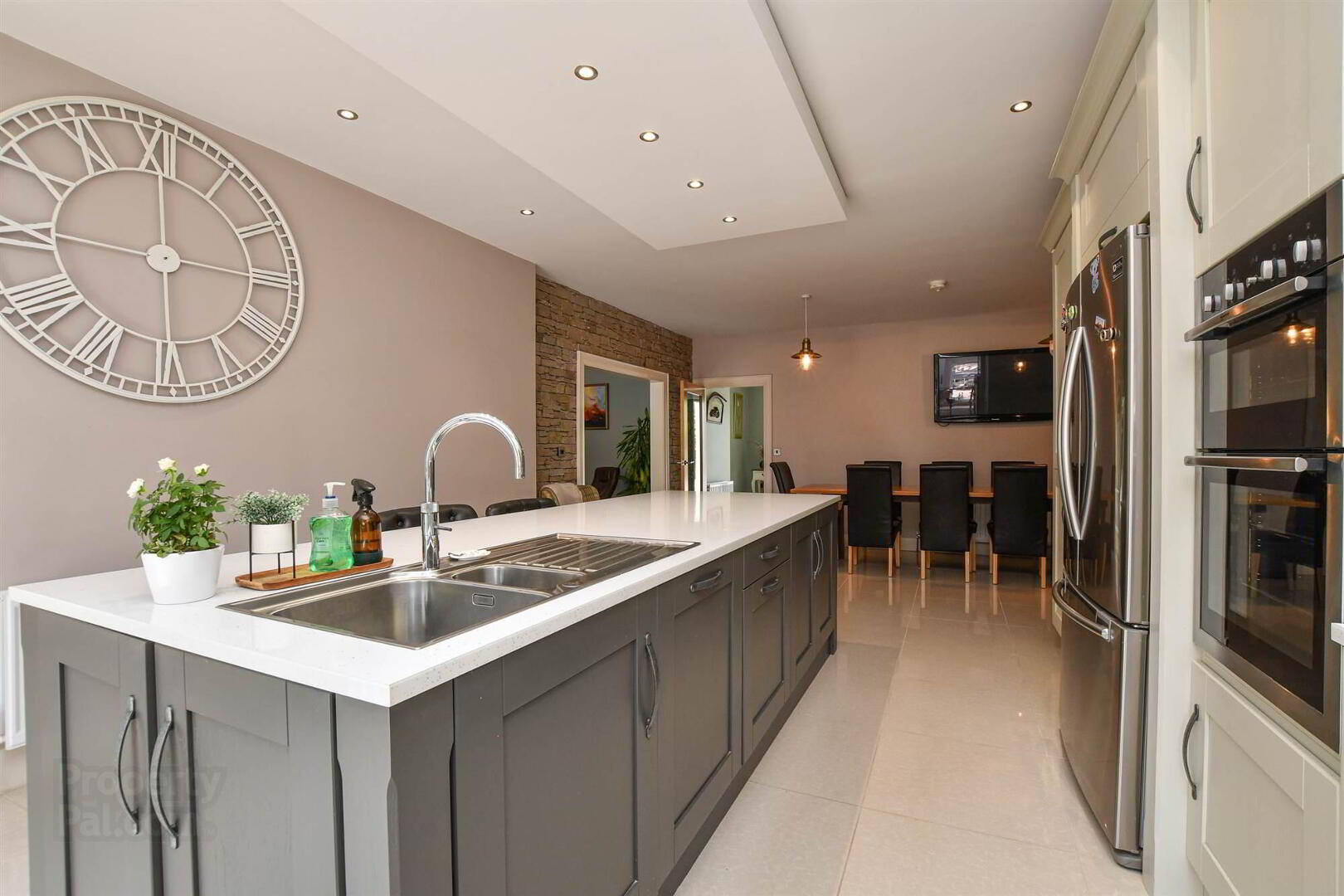 63 Strangford Road 17 of 51