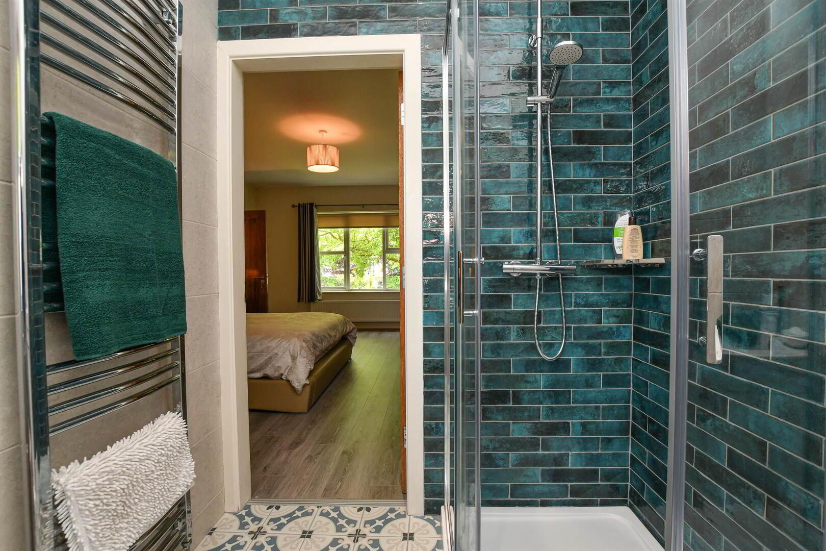 63 Strangford Road 25 of 51