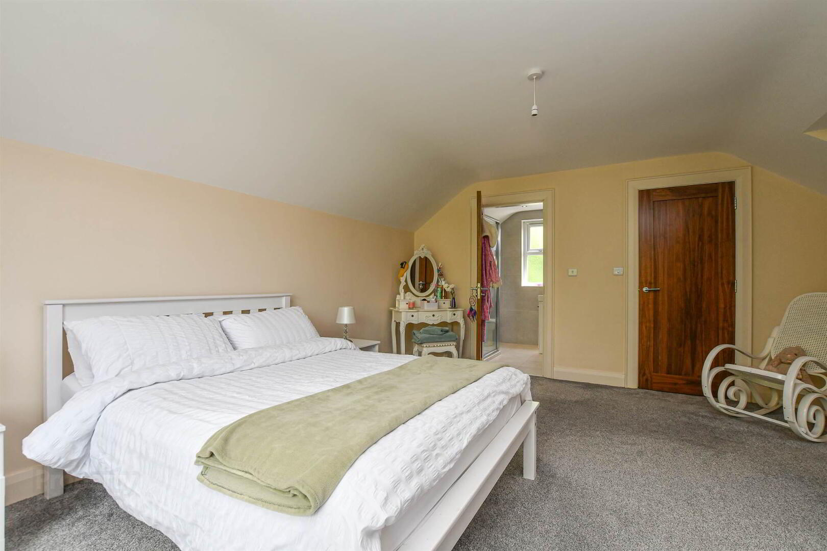 63 Strangford Road 29 of 51