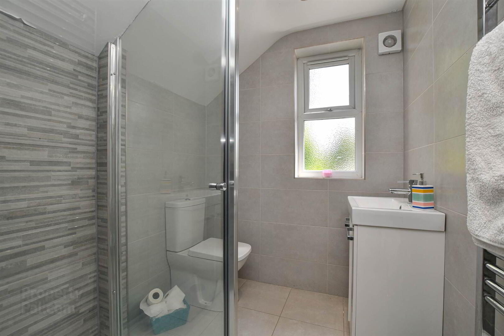 63 Strangford Road 32 of 51