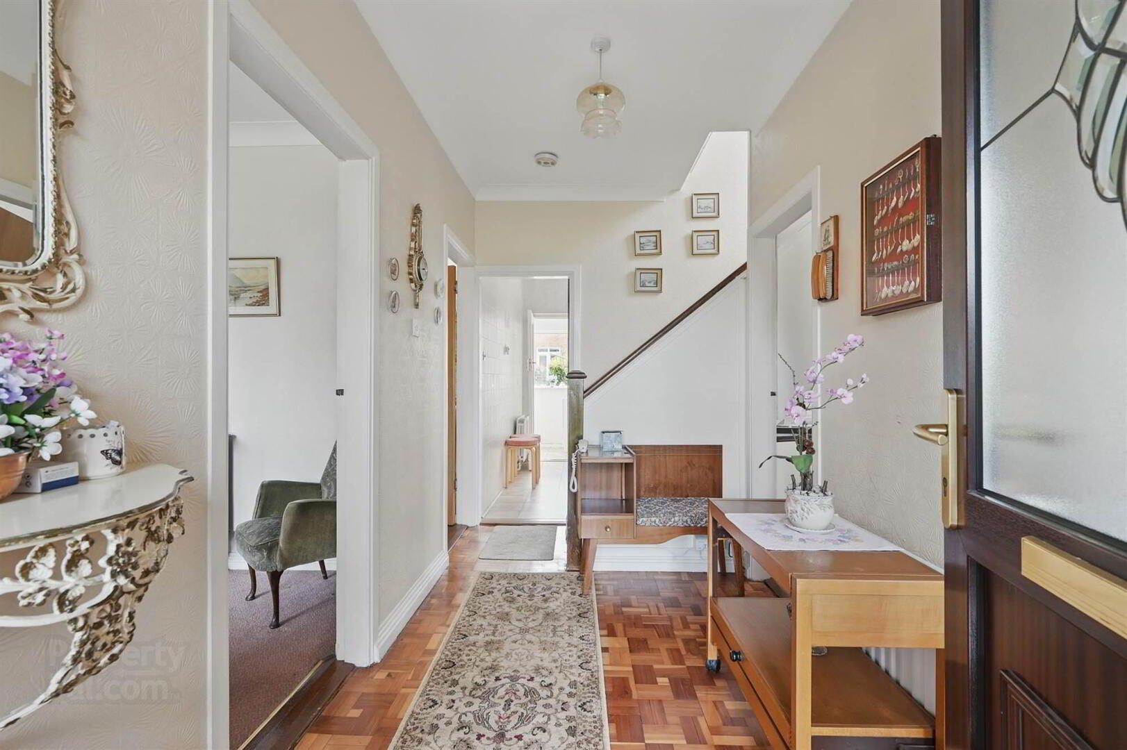 253 Holywood Road 3 of 19