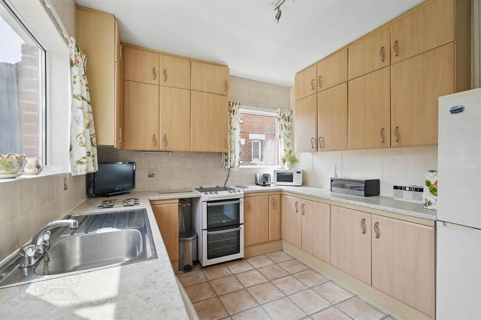 253 Holywood Road 10 of 19