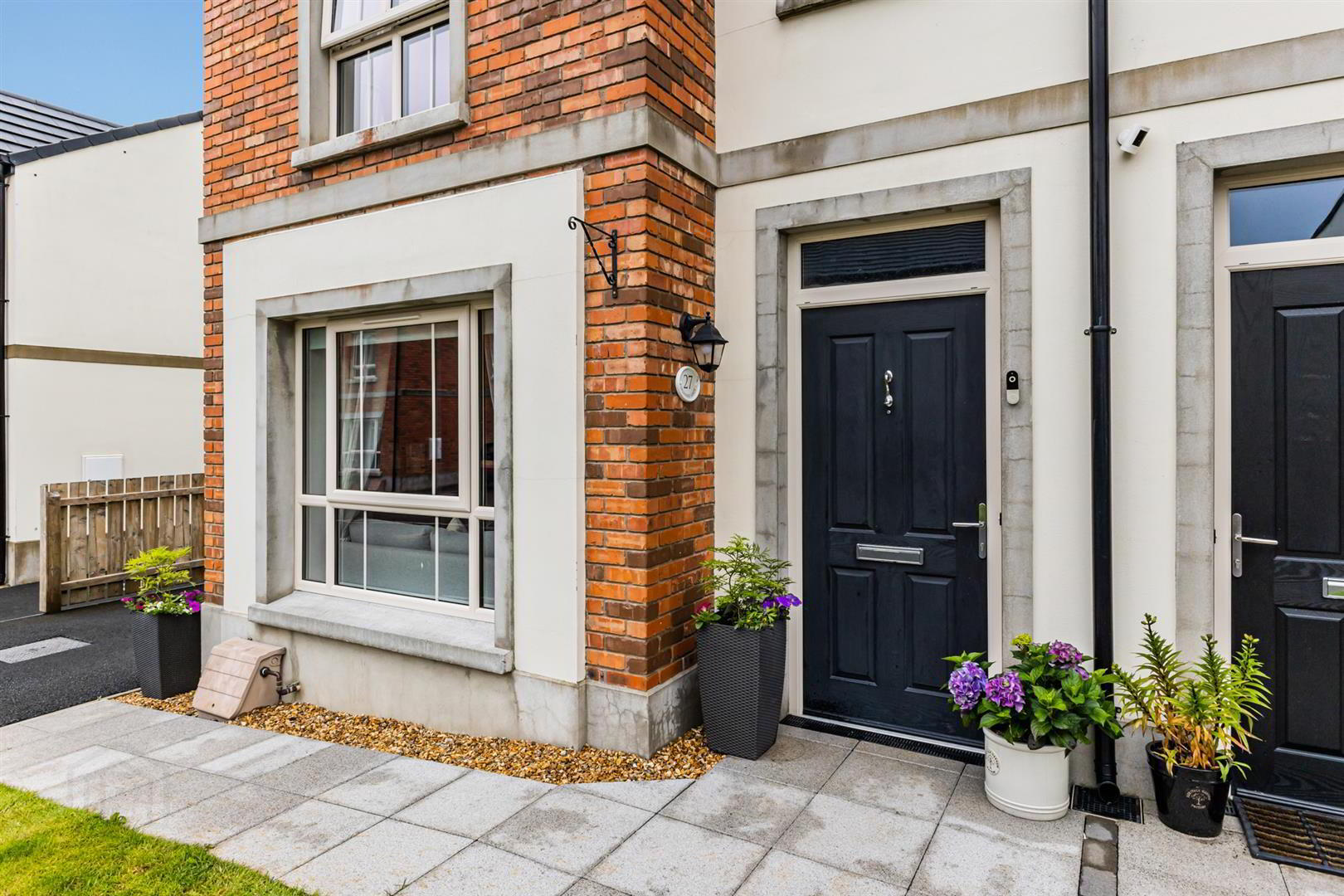 27 Spinners Gate 2 of 21