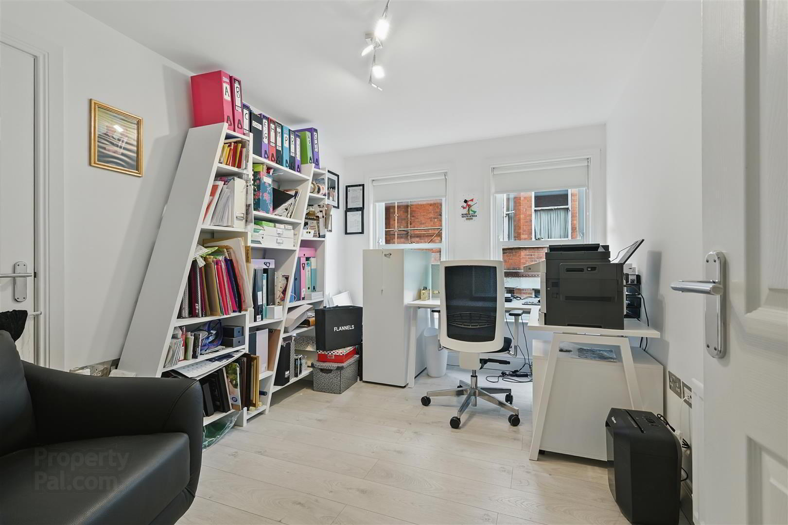 16a Myrtlefield Park 16 of 24