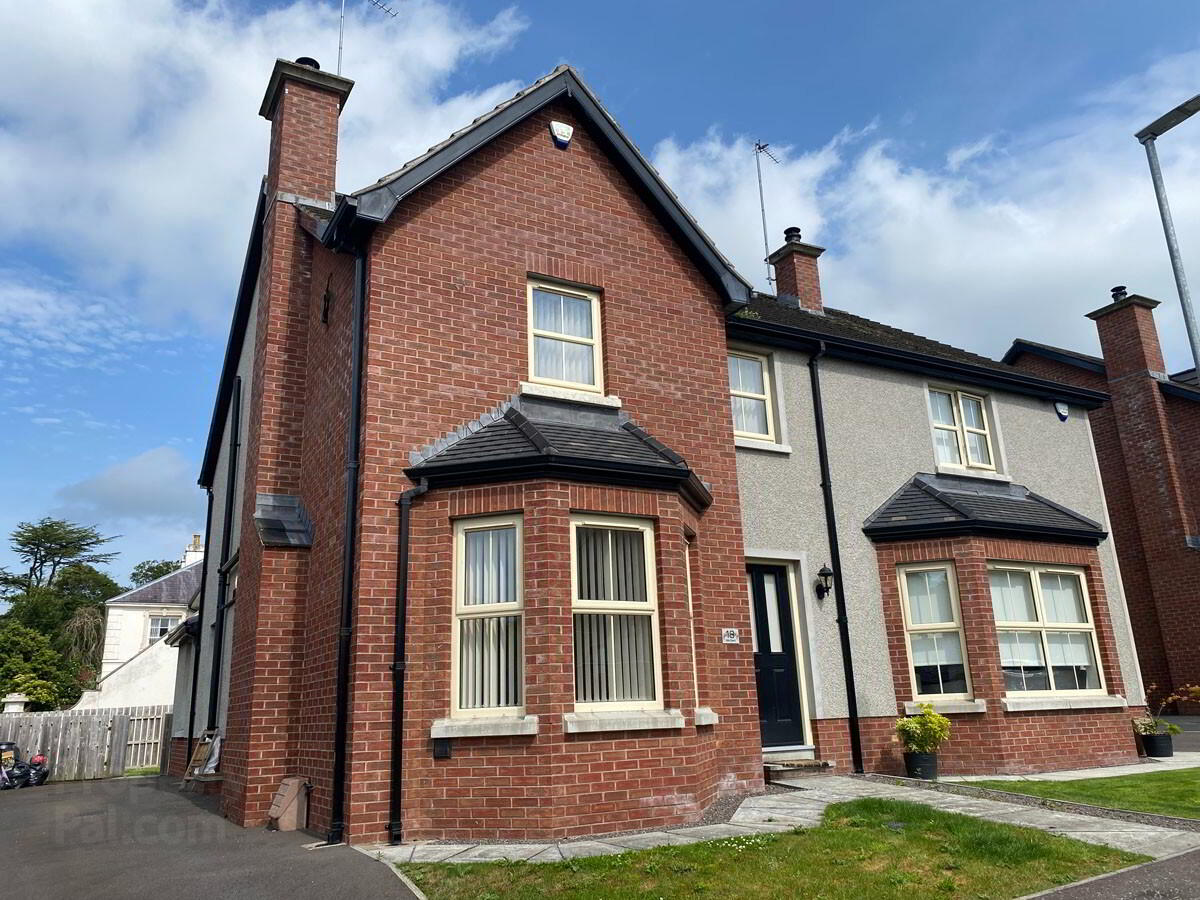 18 Kiln Court 1 of 8
