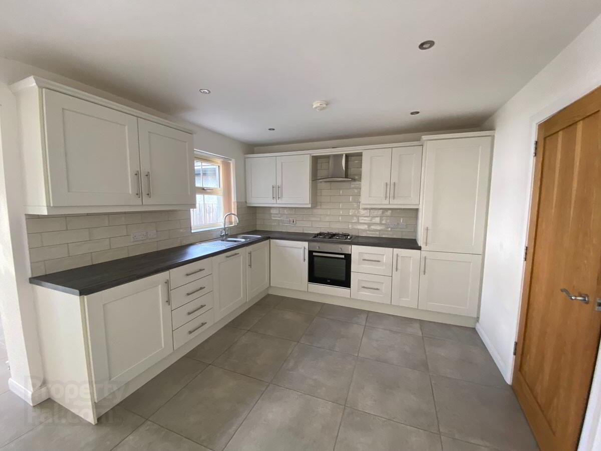 18 Kiln Court 3 of 8