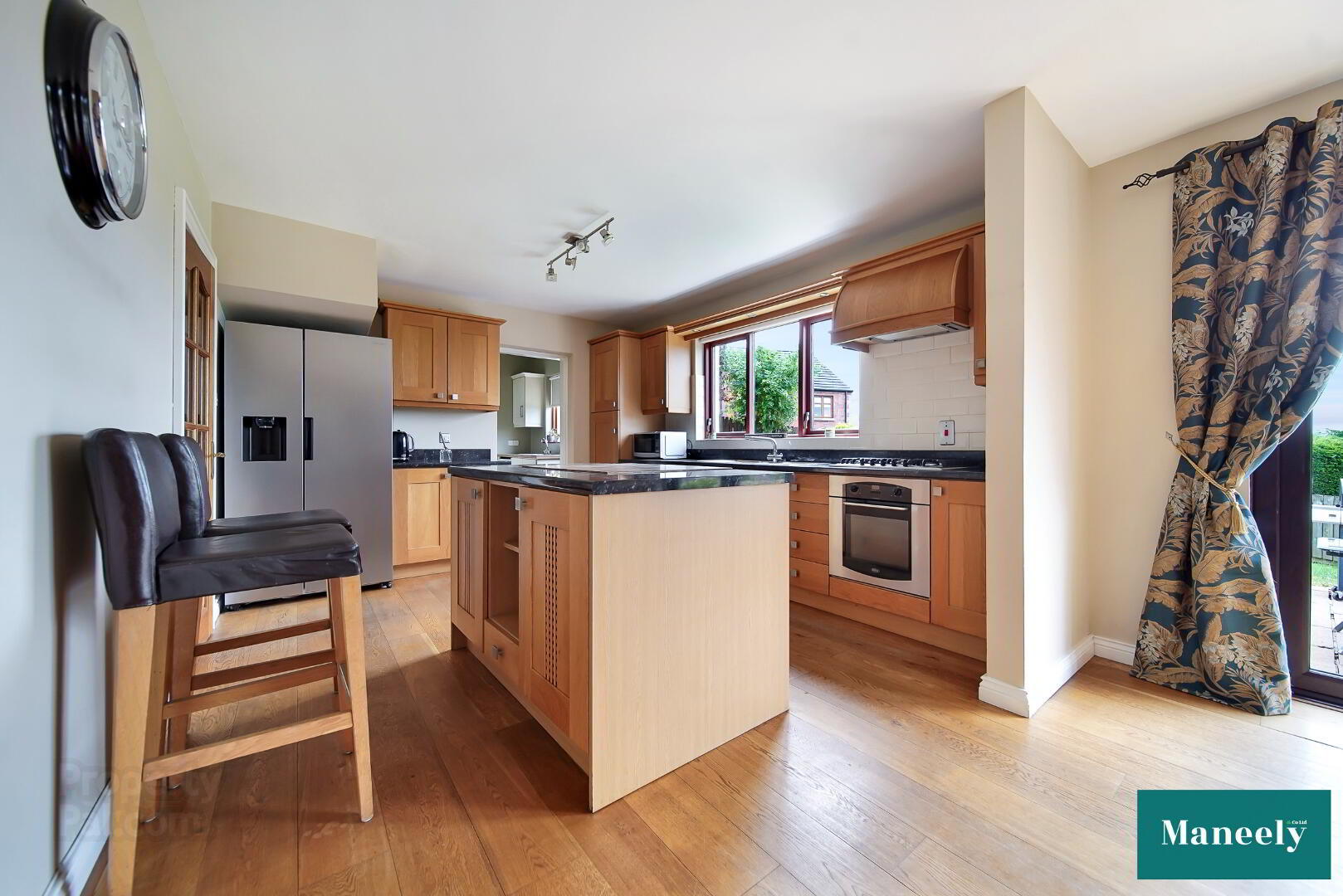 7 Forthill Rise 16 of 40