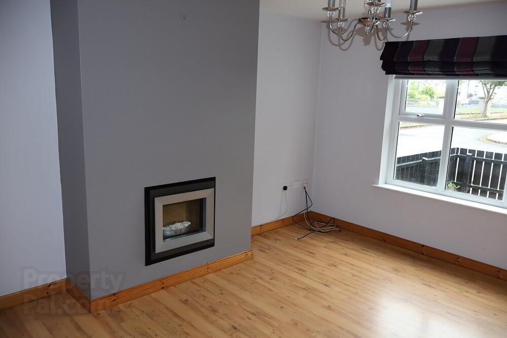 4 Boucher Close 3 of 11