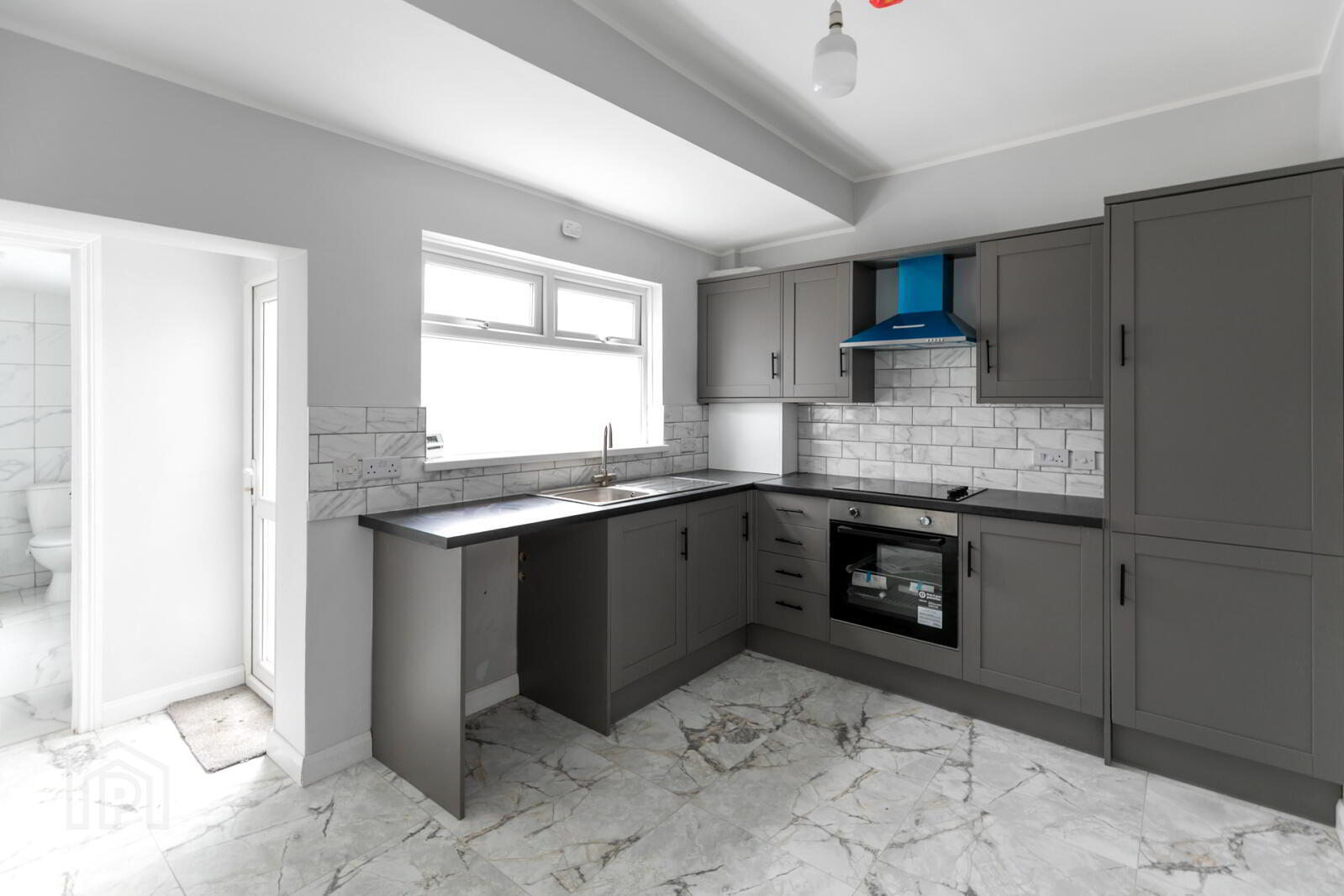 197 Avoniel Road 5 of 15