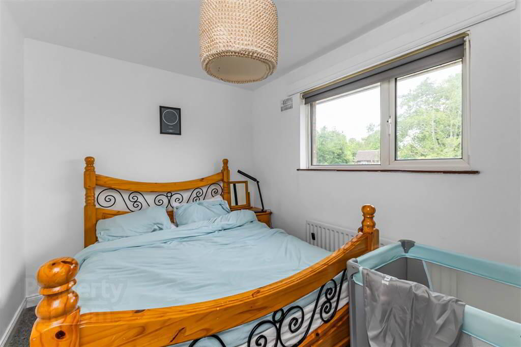 6 Annadale Drive 11 of 18