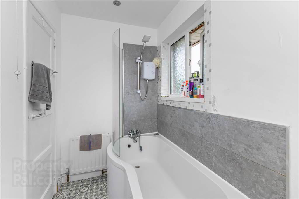 6 Annadale Drive 14 of 18