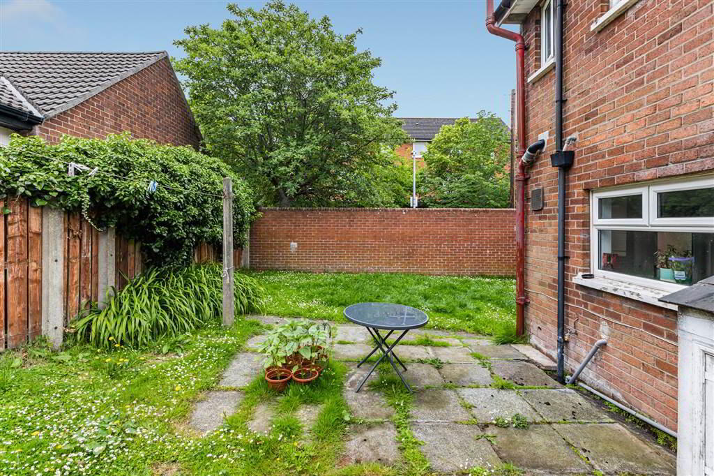 6 Annadale Drive 18 of 18