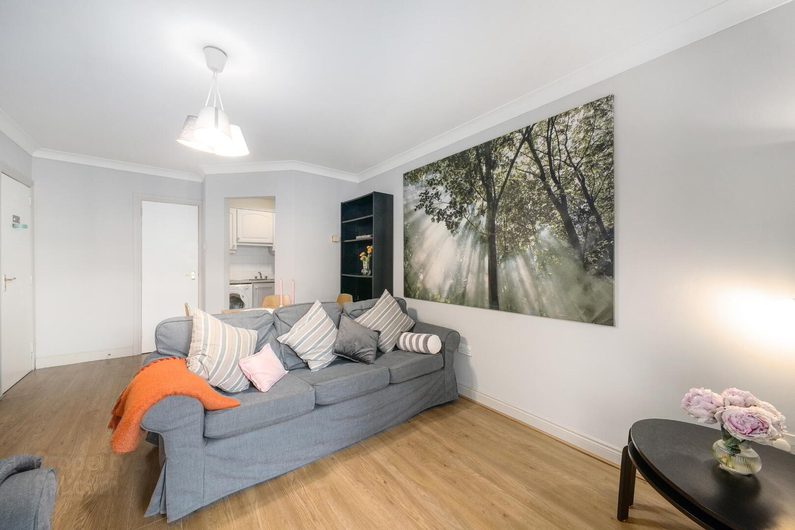 108 Newmarket Square 6 of 26