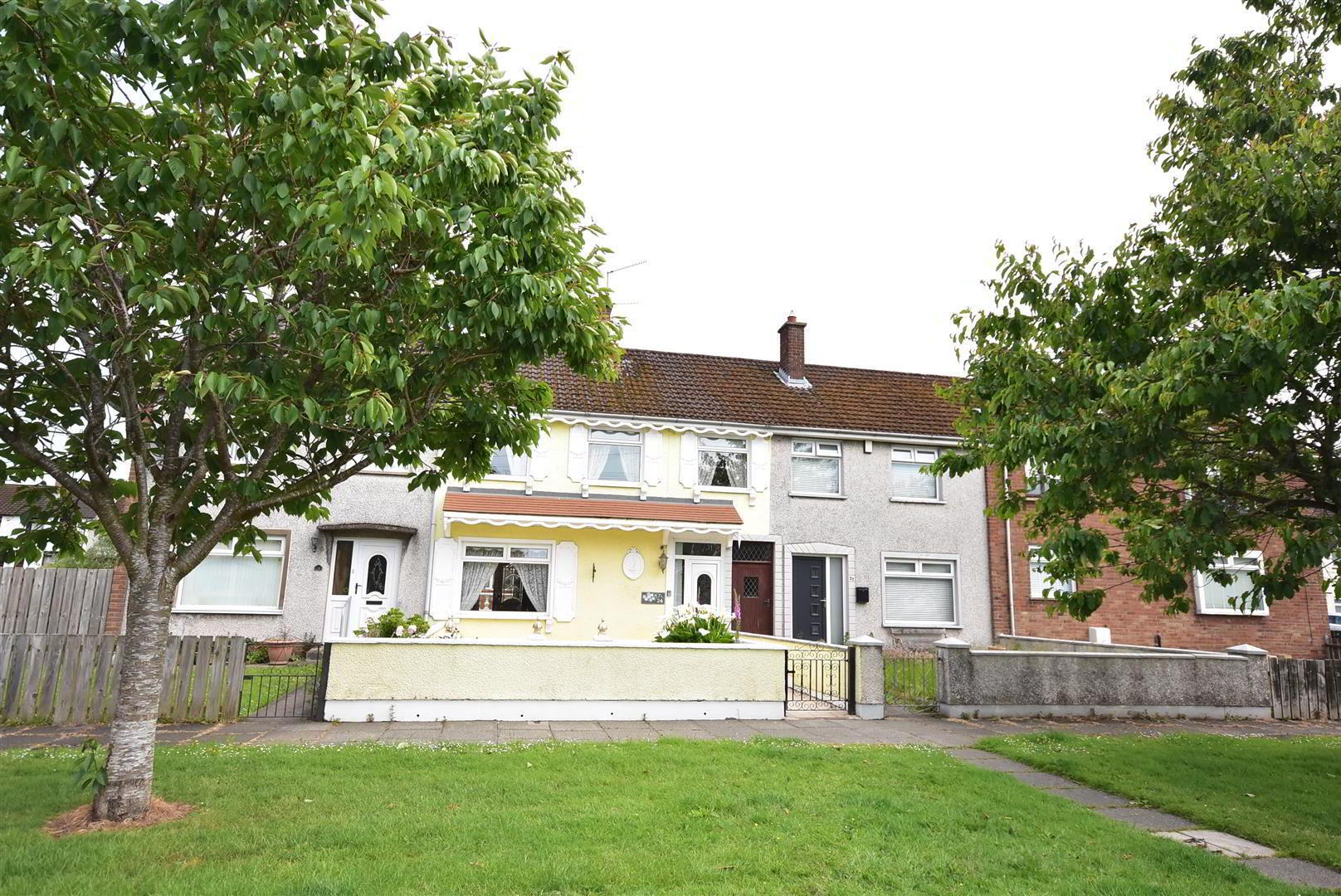 24 Greenpark Gardens 1 of 26