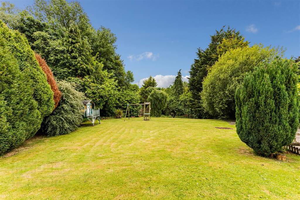 15 Traherne Gardens 22 of 27