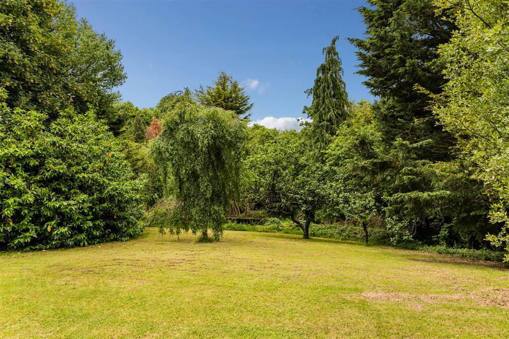 15 Traherne Gardens 24 of 27