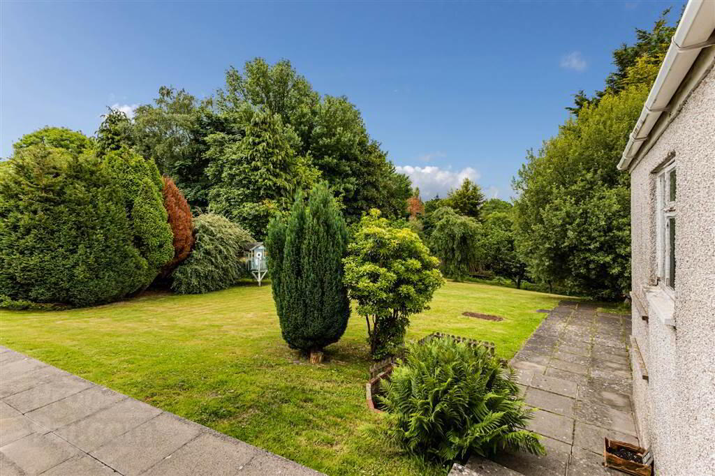 15 Traherne Gardens 27 of 27