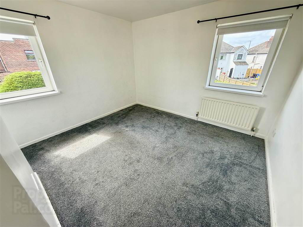 12 Lissan Close 8 of 17
