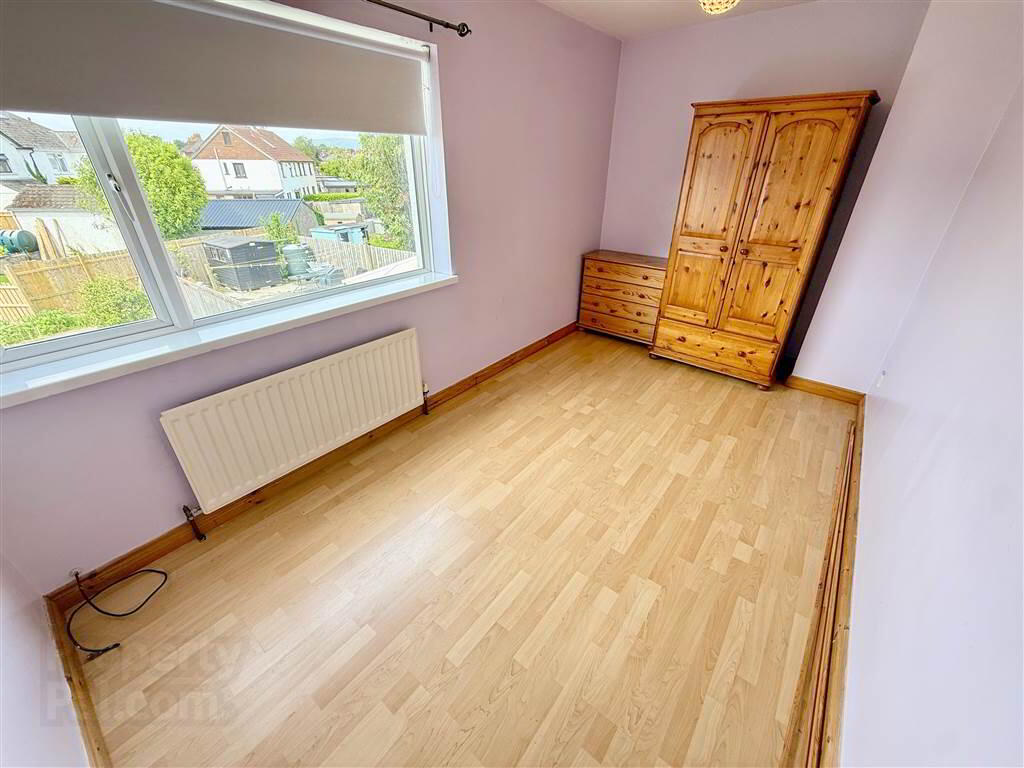 12 Lissan Close 11 of 17